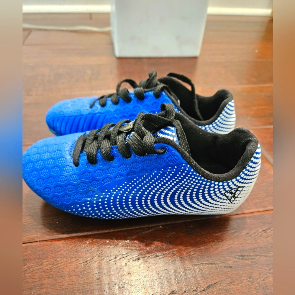 Soccer Shoes Cleats 11.5 Little Kid